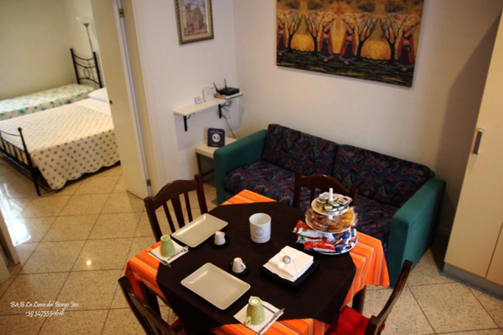 לסי B&B La Luna Dal Borgo מראה חיצוני תמונה